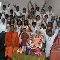 20100815_Photo_1009_17-the-group-in-a-jubiliant-mood_CMP_WM